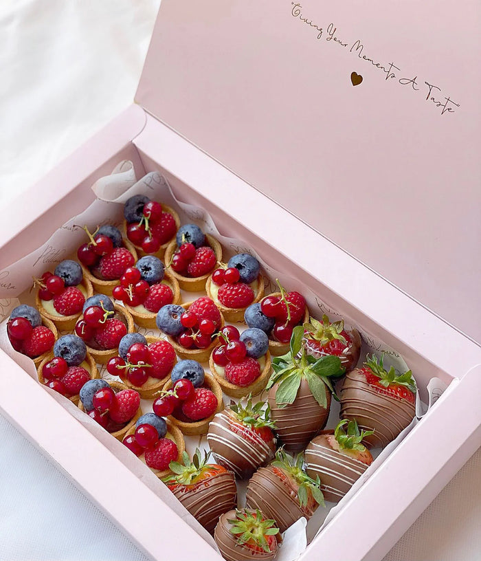 Tart & Strawberries Delight Box